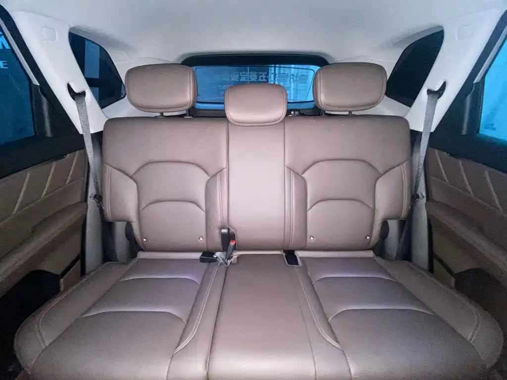 Wuling Xingguang 560 New Energy — фото 15