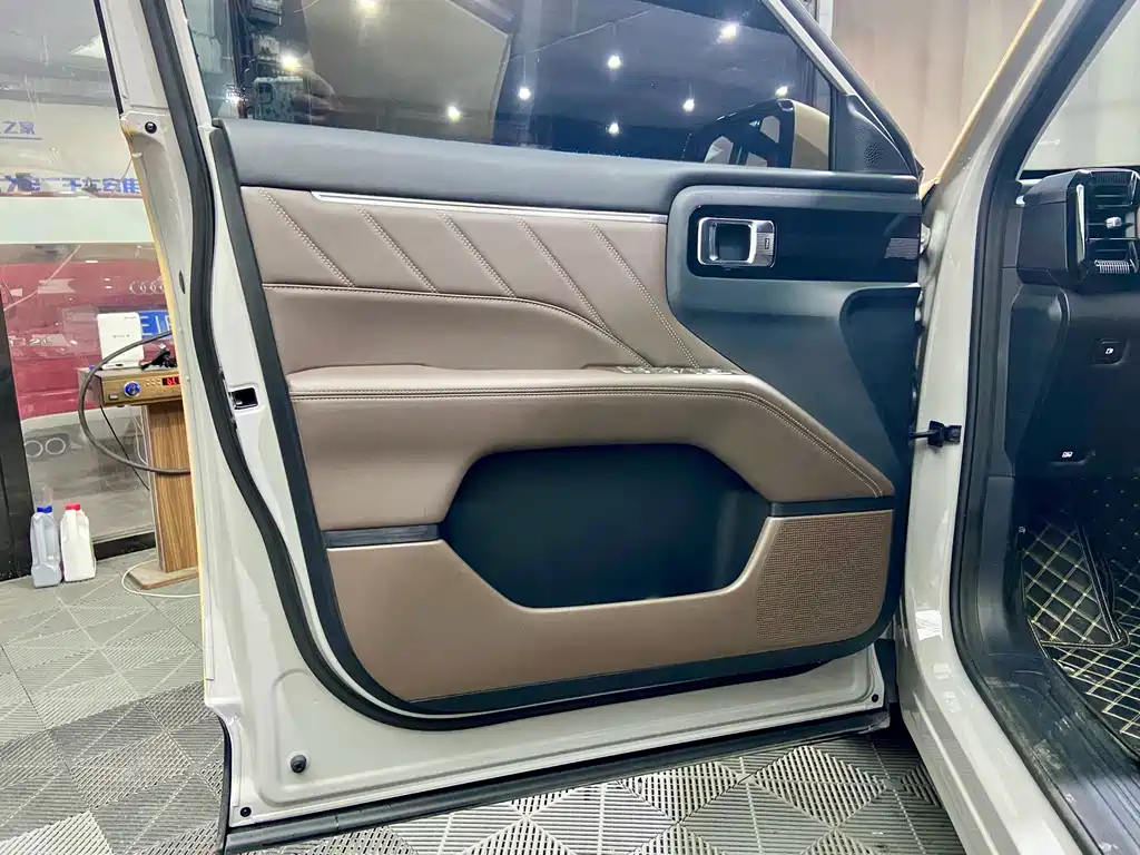 Wuling Xingguang 560 New Energy — фото 8