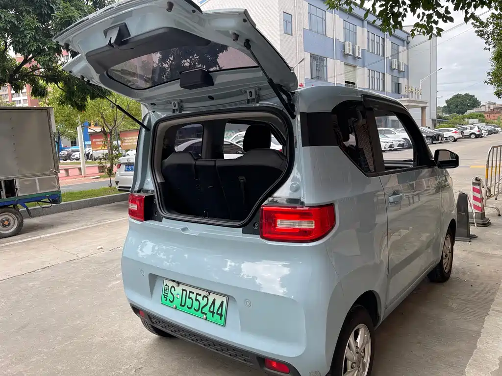 Wuling MINIEV — фото 8