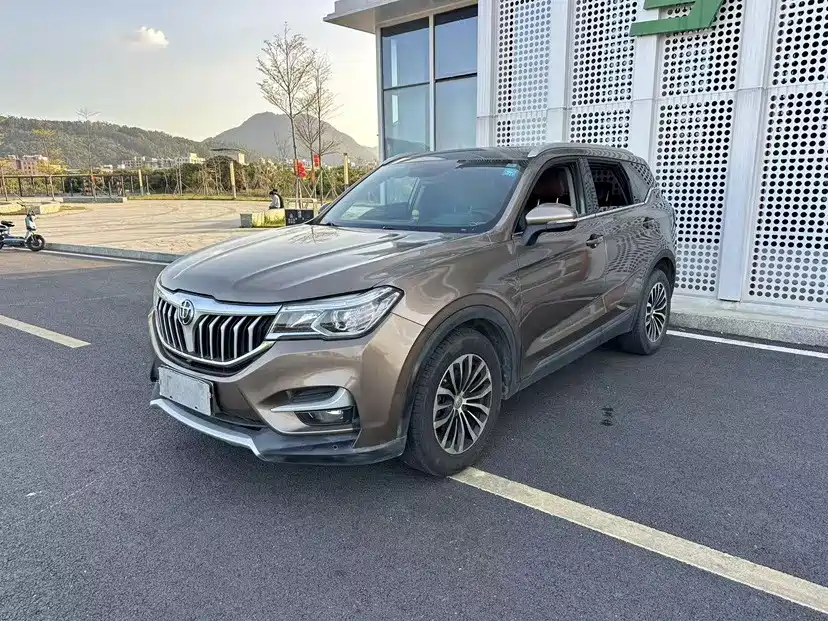 Zhonghua V6