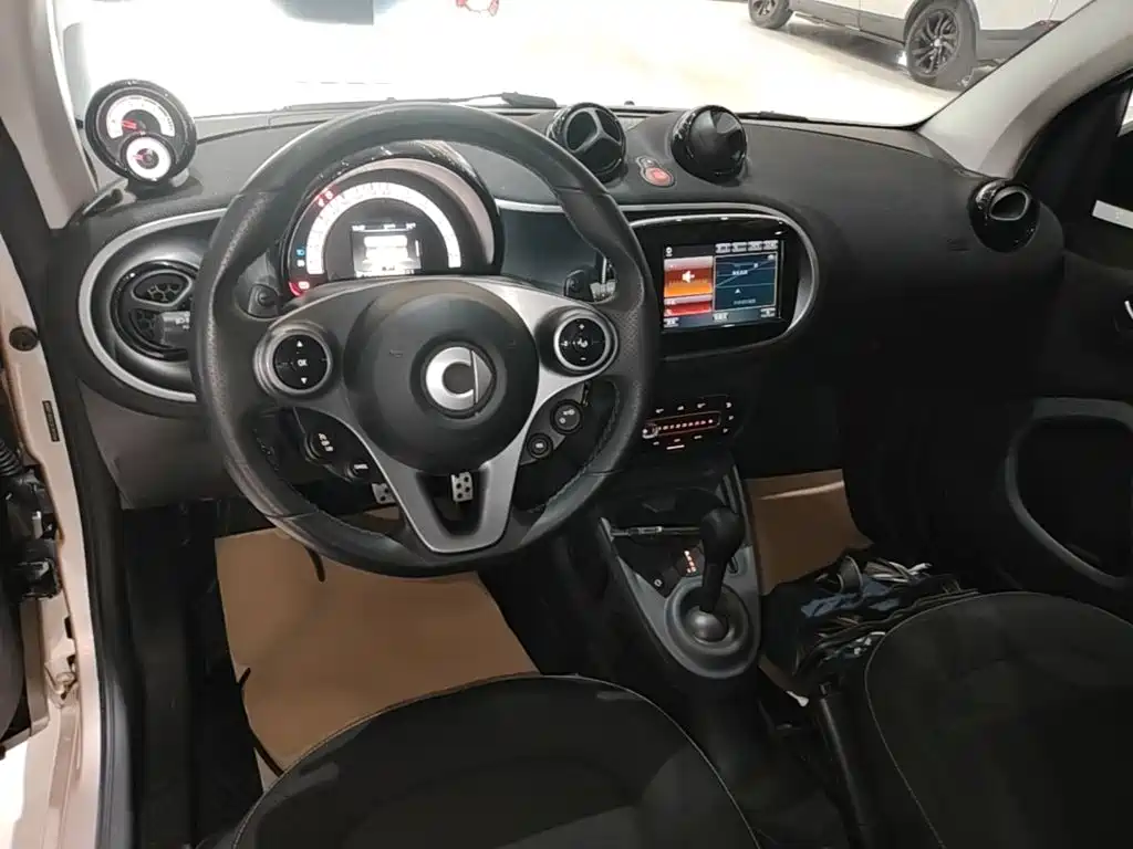 smart Smart Fortwo — фото 10