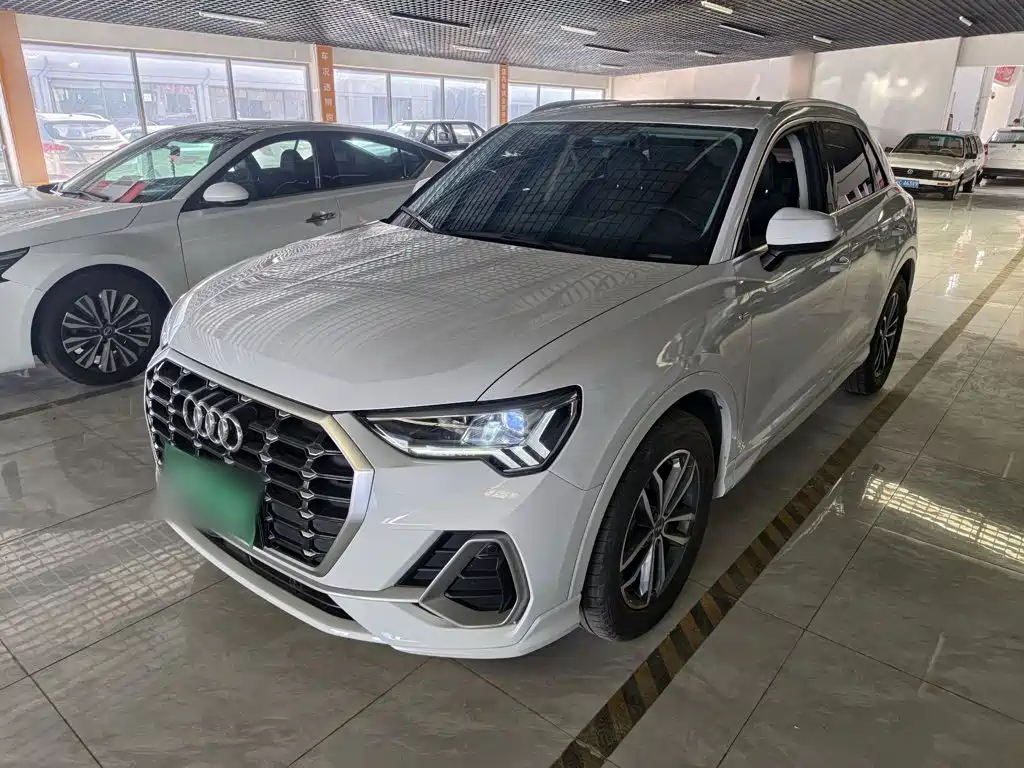 Audi Q3 — фото 2