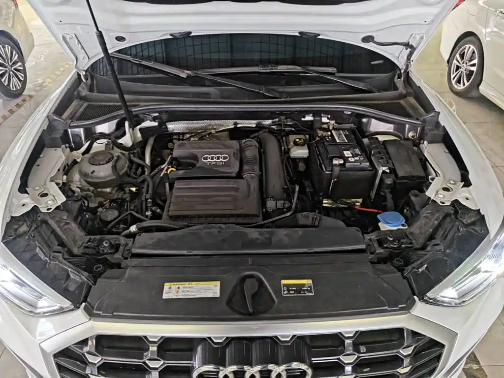 Audi Q3 — фото 20