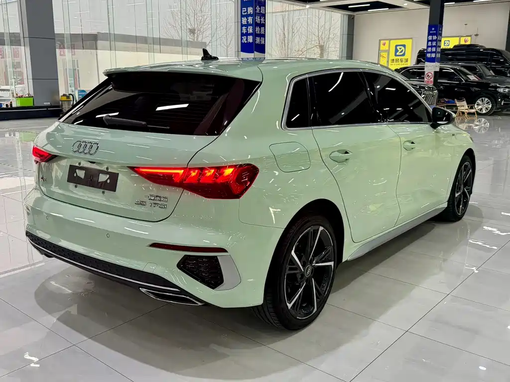 Audi A3 — фото 11