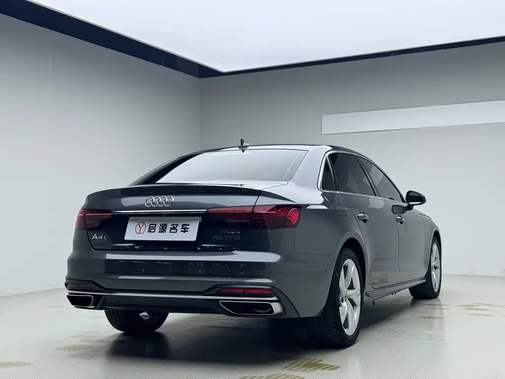 Audi A4L — фото 18