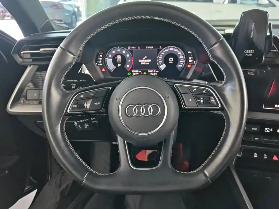 Audi A3 — фото 15