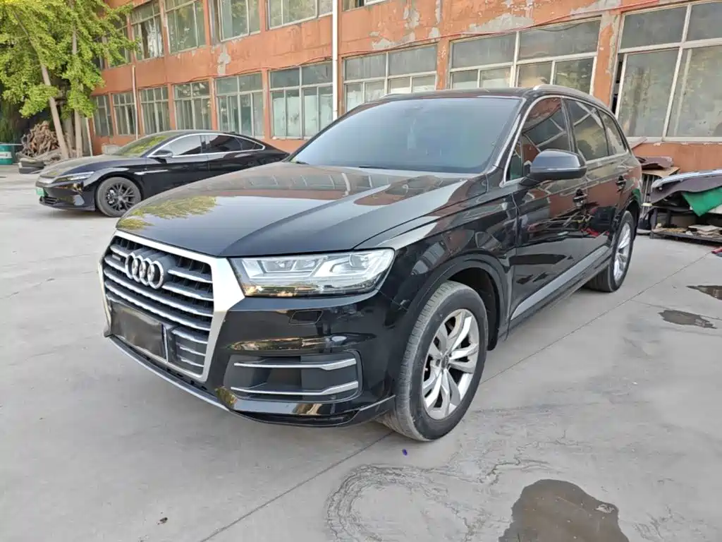 Audi Q7 — фото 2