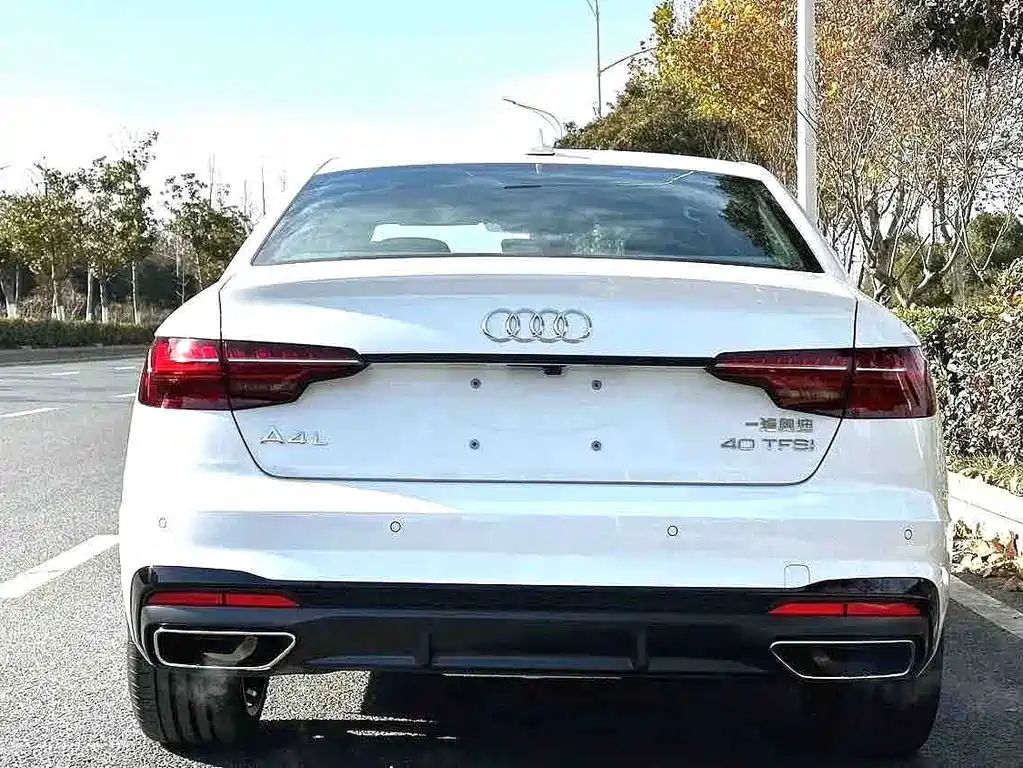 Audi A4L — фото 4