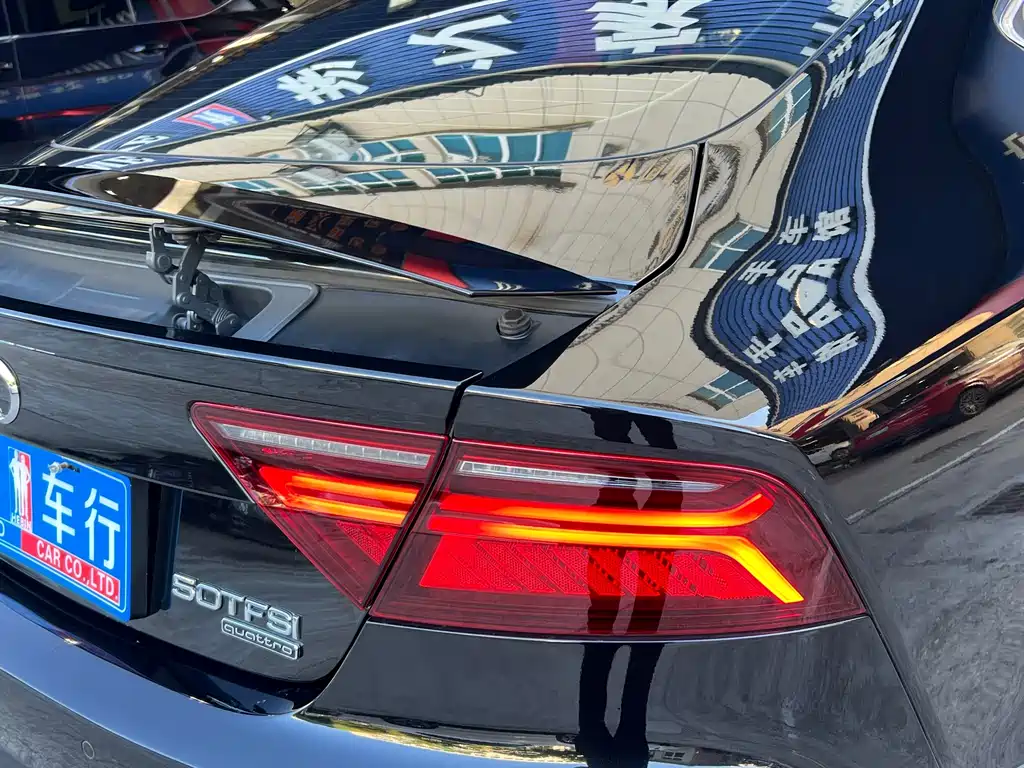 Audi A7 — фото 25