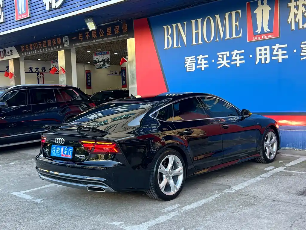 Audi A7 — фото 28