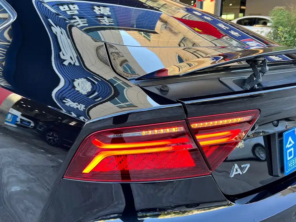 Audi A7 — фото 10