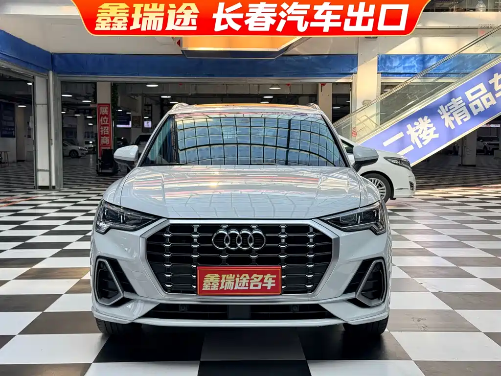 Audi Q3 — фото 2