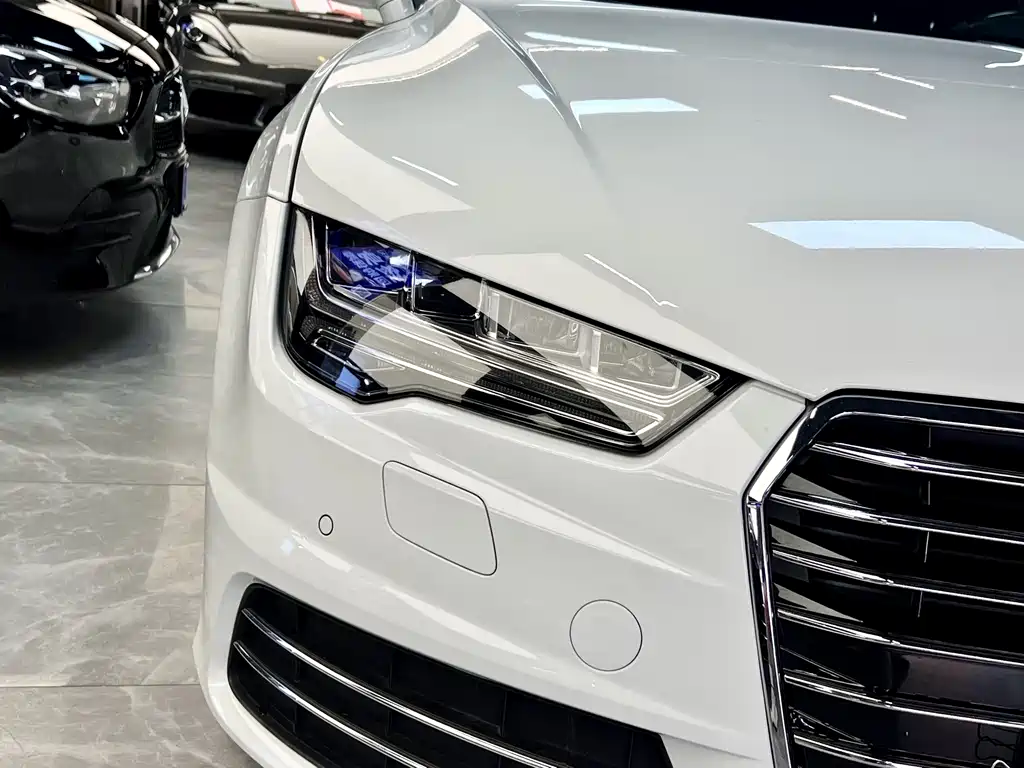 Audi A7 — фото 11