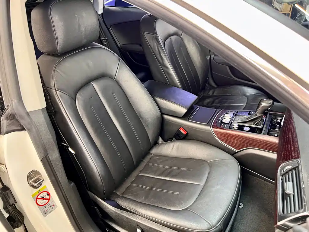 Audi A7 — фото 26