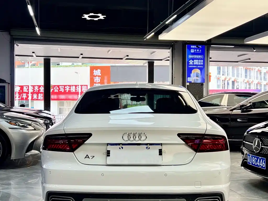Audi A7 — фото 8