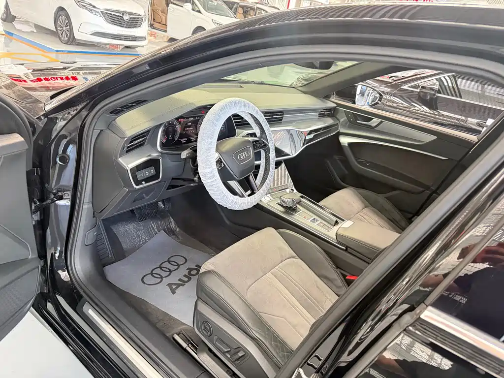 Audi A6L — фото 4