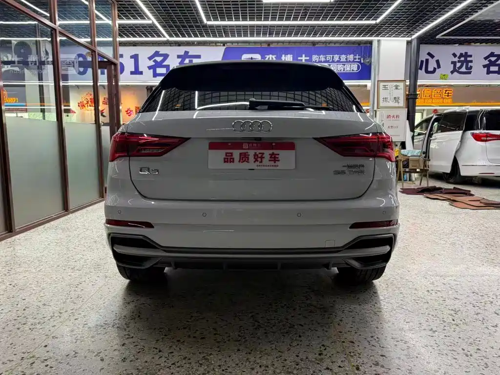 Audi Q3 — фото 4