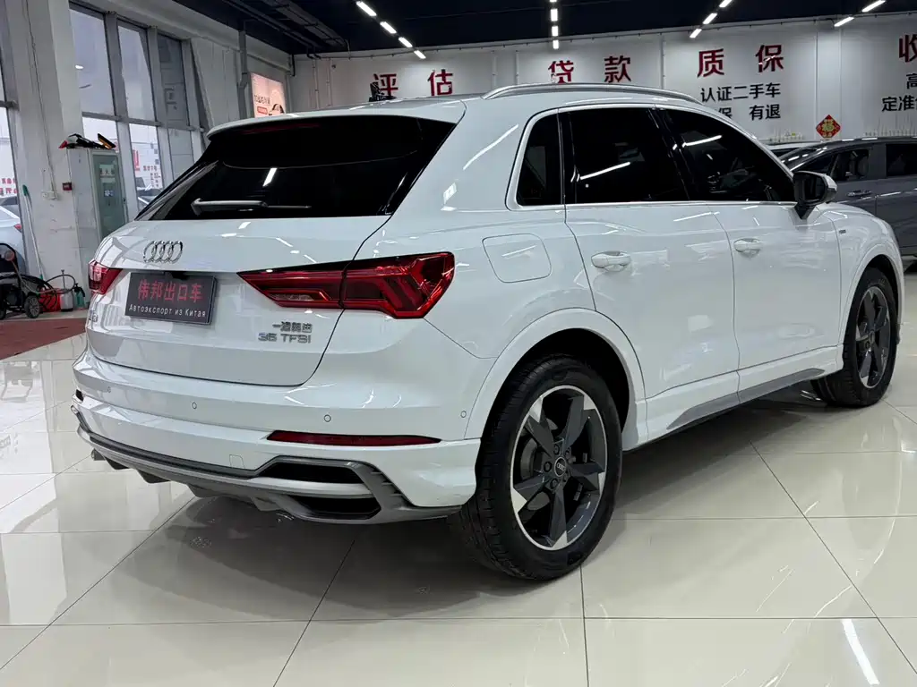 Audi Q3 — фото 6