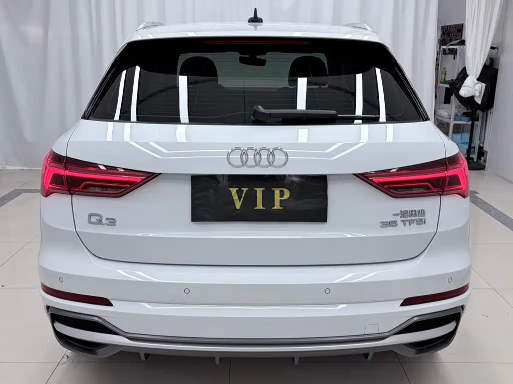Audi Q3 — фото 5