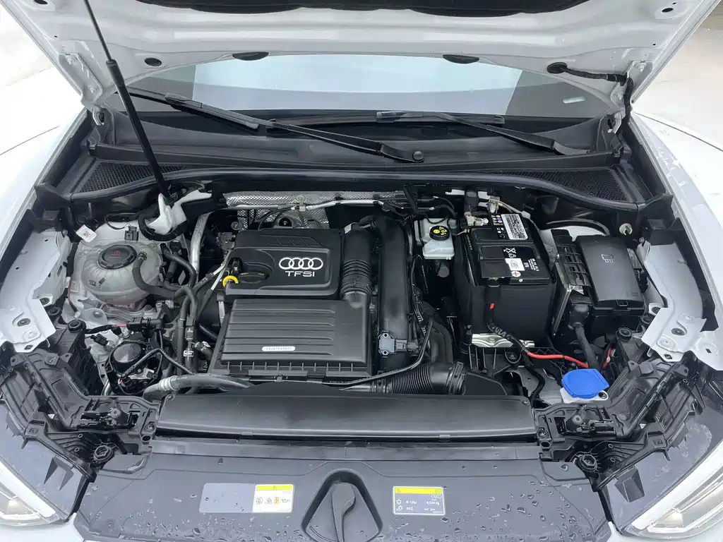 Audi Q3 — фото 14