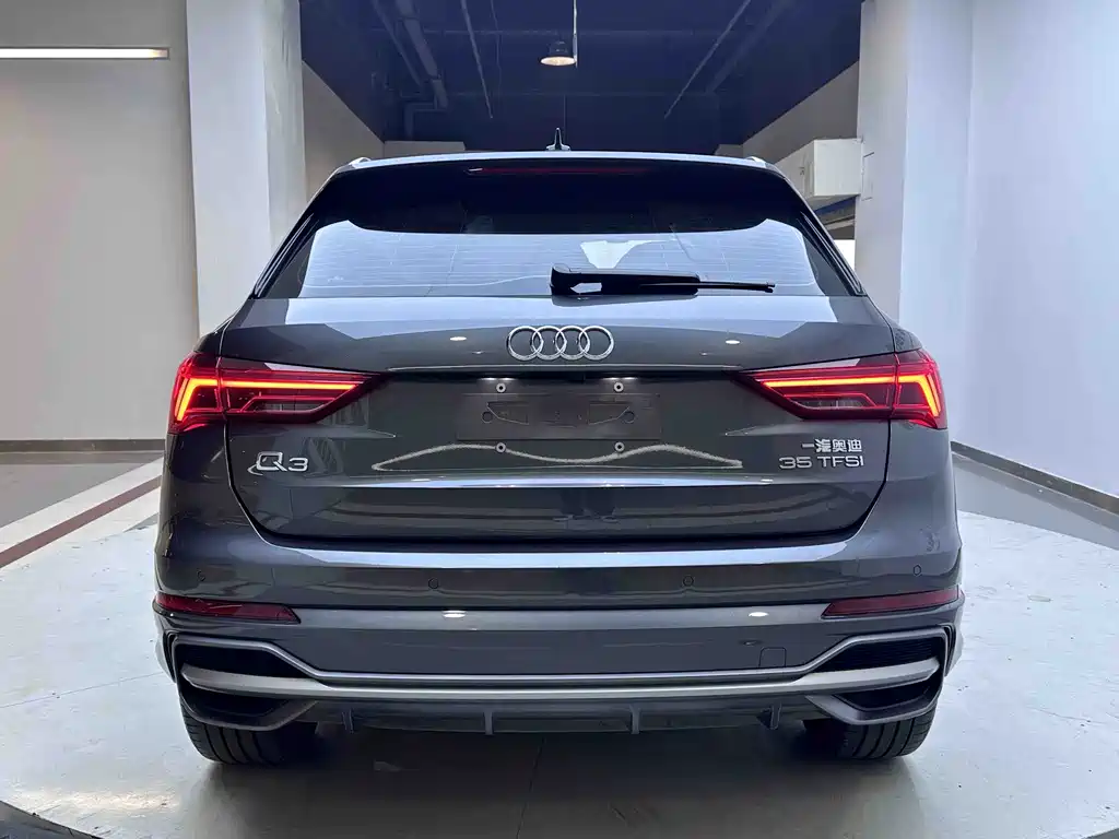 Audi Q3 — фото 5