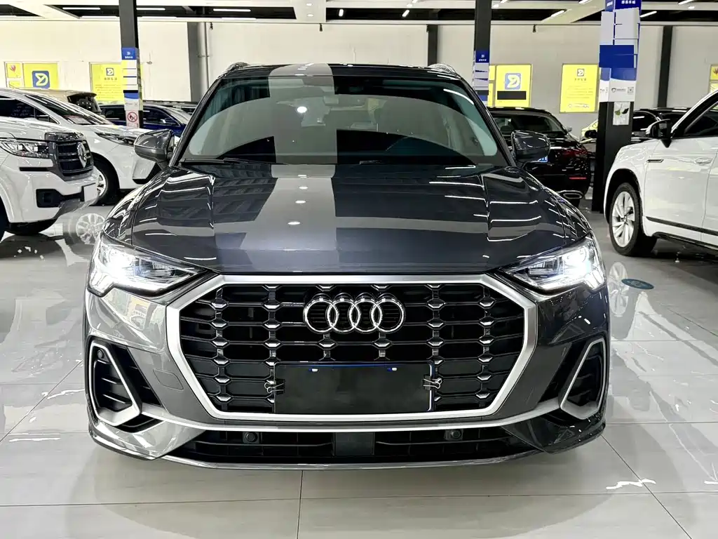 Audi Q3 — фото 2