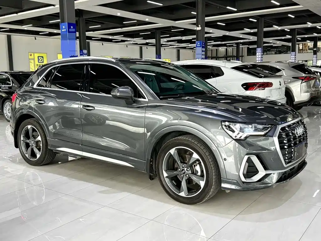 Audi Q3 — фото 3