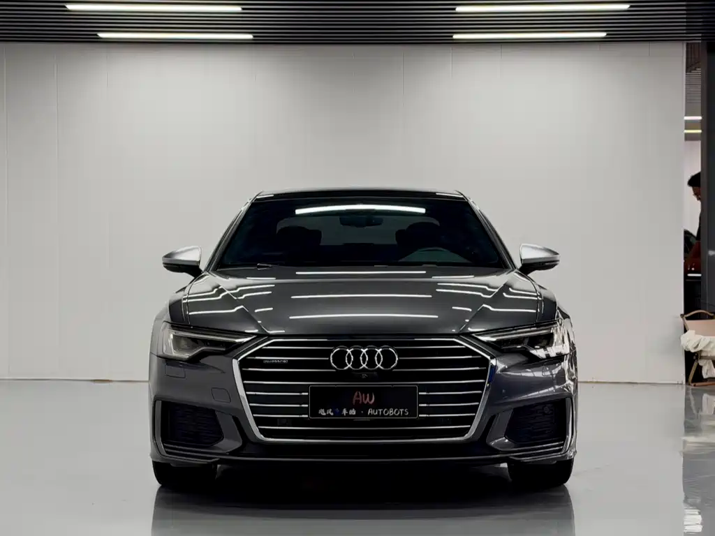 Audi A6L — фото 2