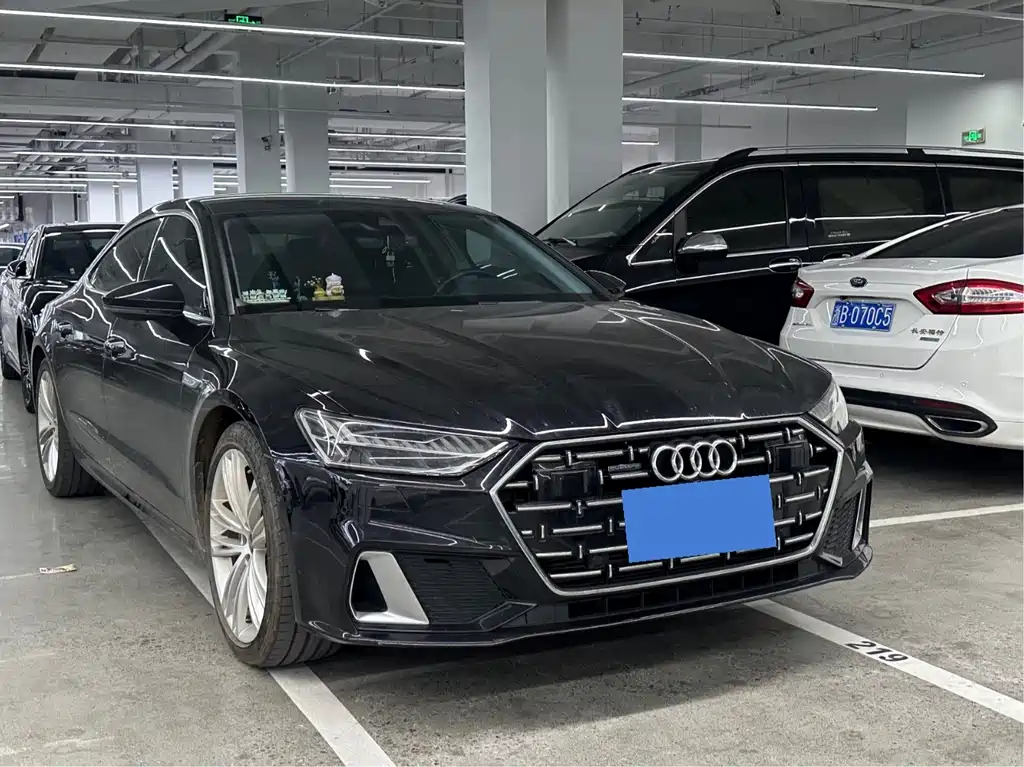 Audi A7L — фото 3