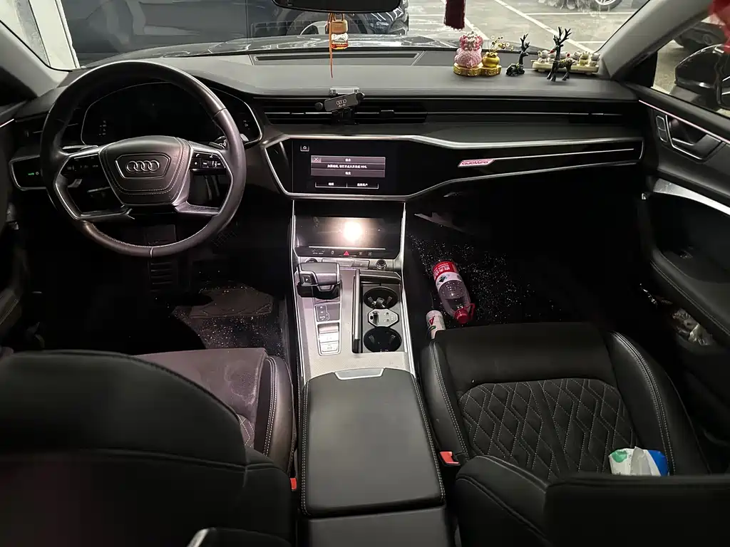 Audi A7L — фото 6