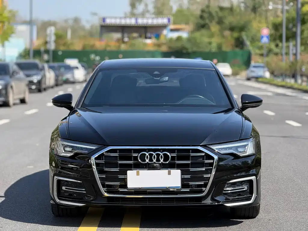 Audi A6L — фото 2