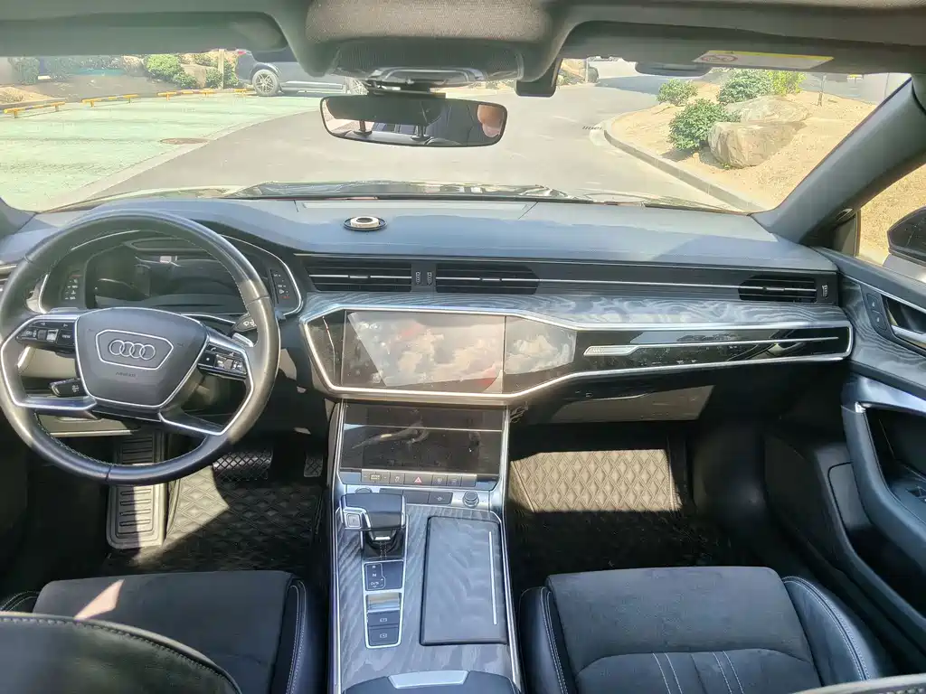 Audi A7L — фото 4