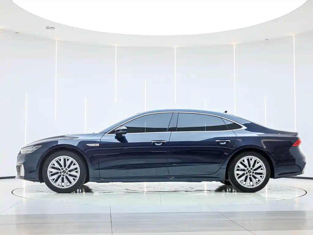 Audi A7L — фото 3