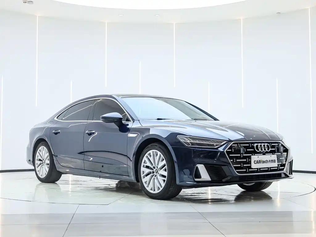 Audi A7L — фото 5