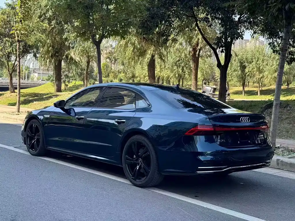 Audi A7L — фото 4