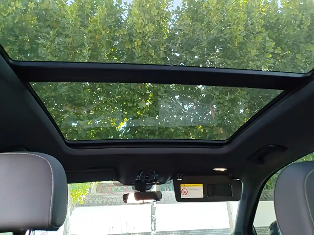 Audi Q5L Sportback — фото 18