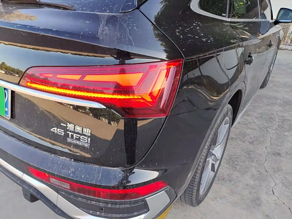 Audi Q5L Sportback — фото 8