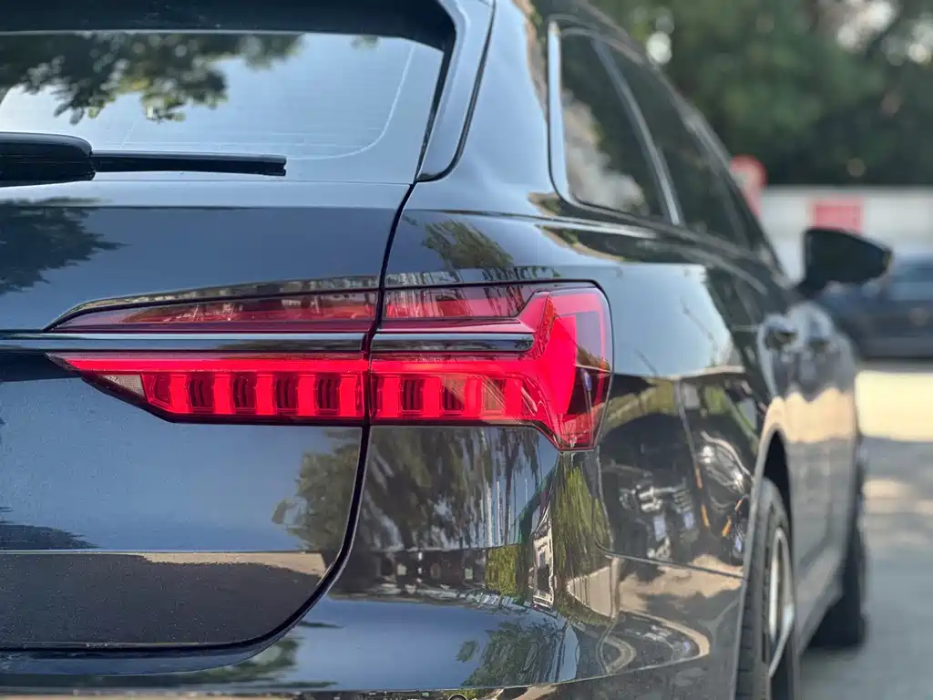 Audi A6 (Import) — фото 8