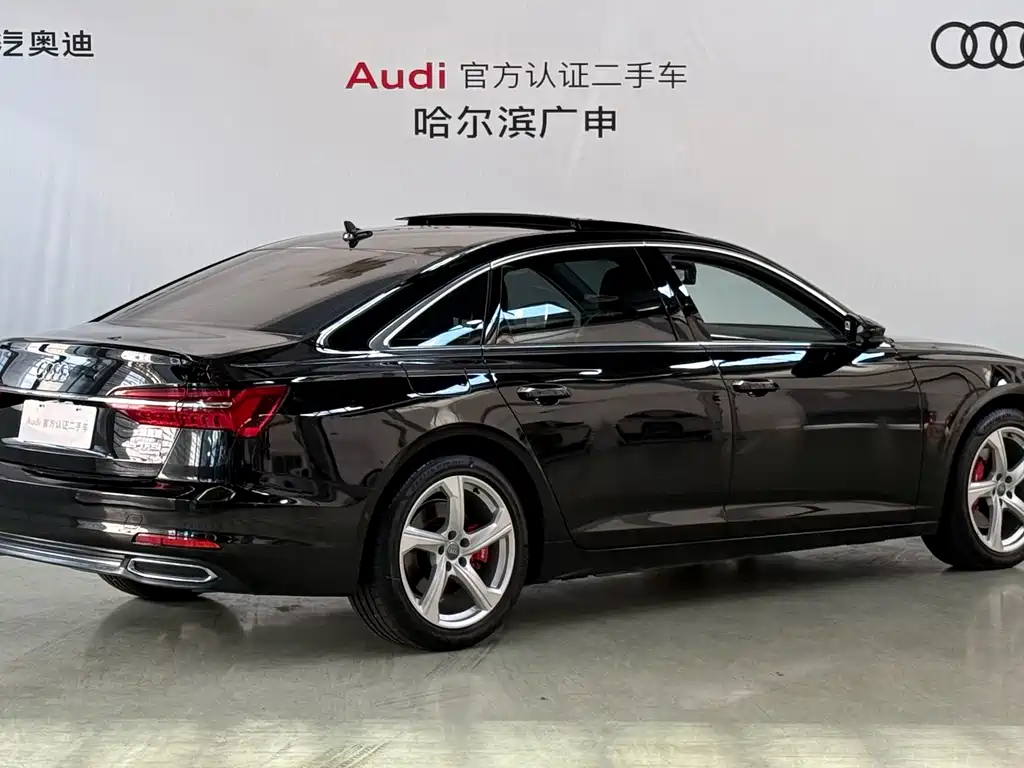 Audi A6L — фото 2