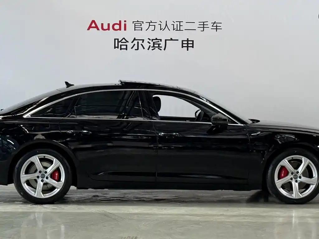 Audi A6L — фото 5