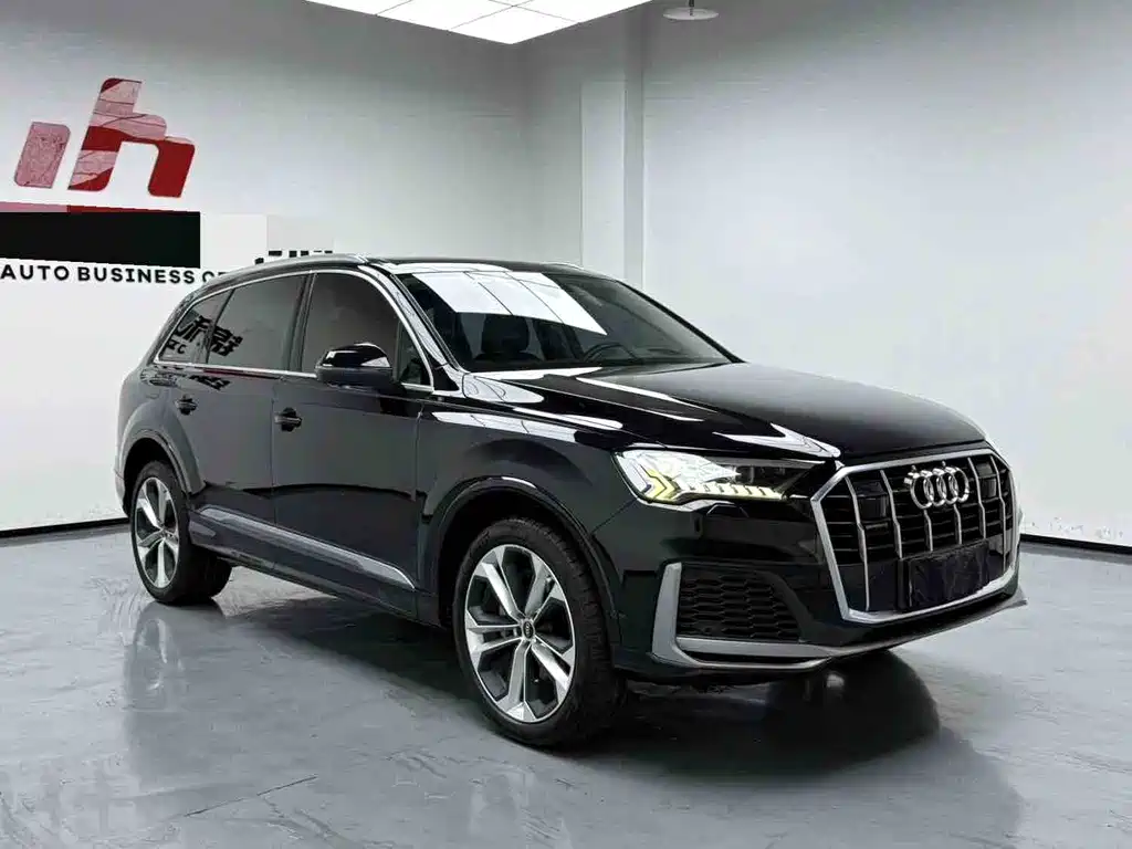 Audi Q7 — фото 3