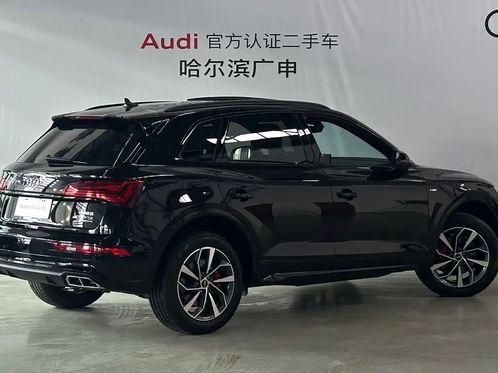 Audi Q5L — фото 2