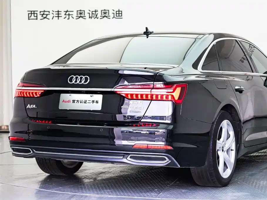 Audi A6L — фото 24