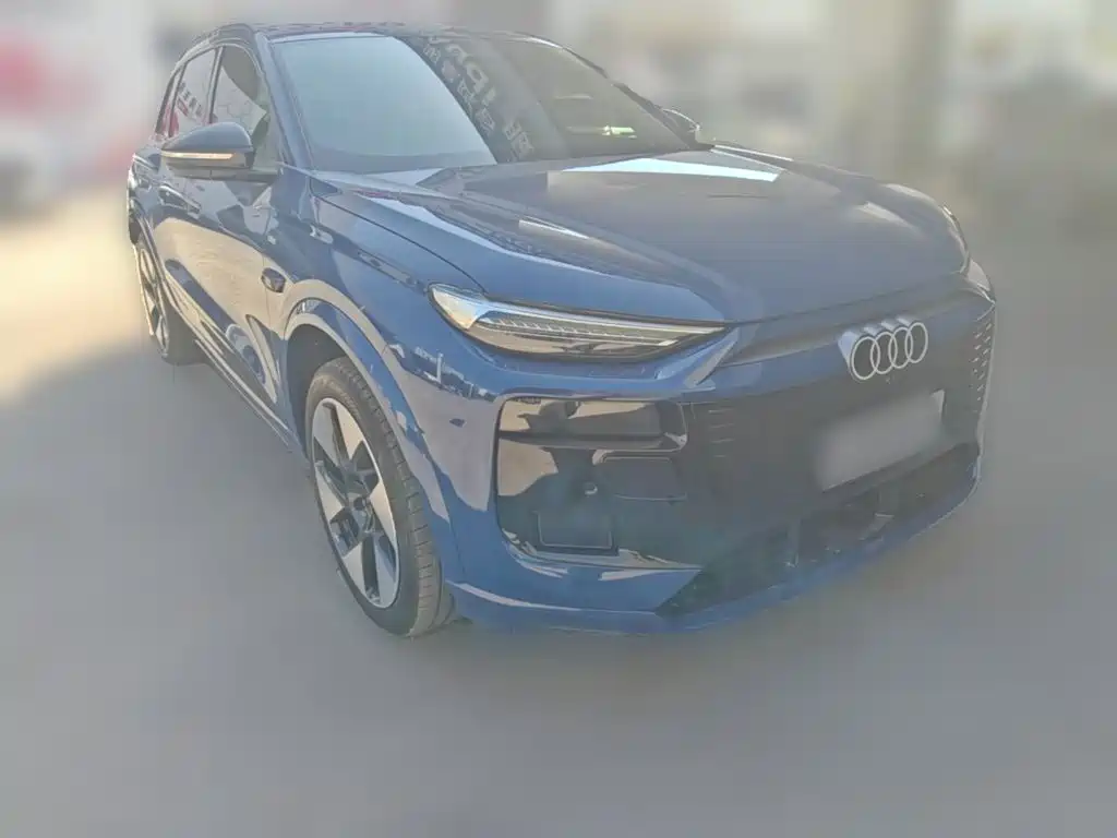 Audi Q6L e-tron — фото 6