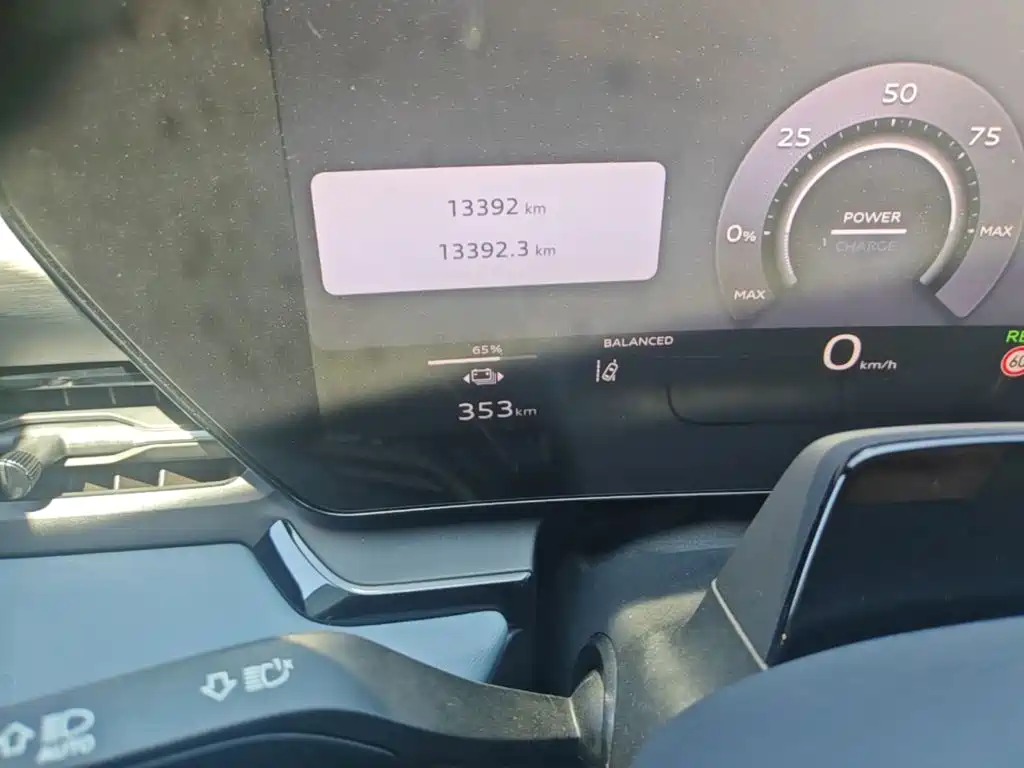 Audi Q6L e-tron — фото 17
