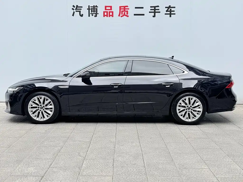 Audi A7L — фото 4