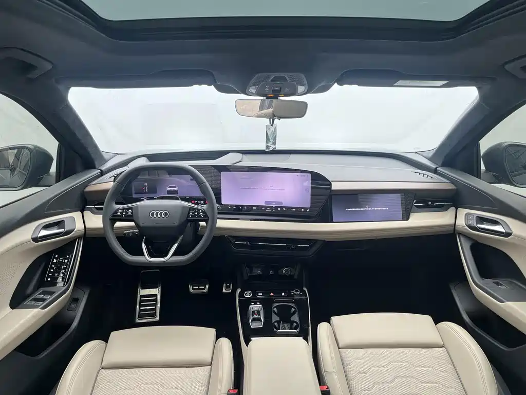 Audi Q6L e-tron — фото 8