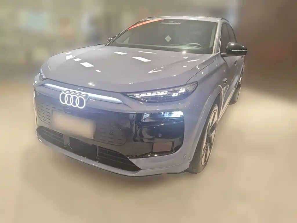 Audi Q6L e-tron — фото 3