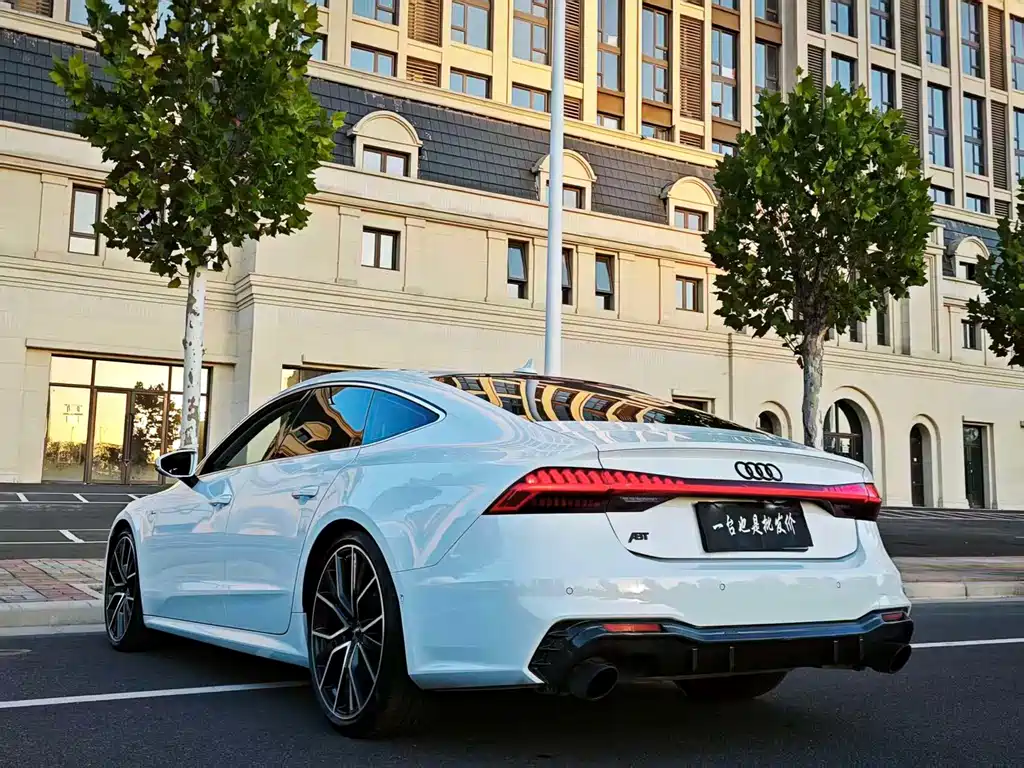 Audi A7 — фото 11