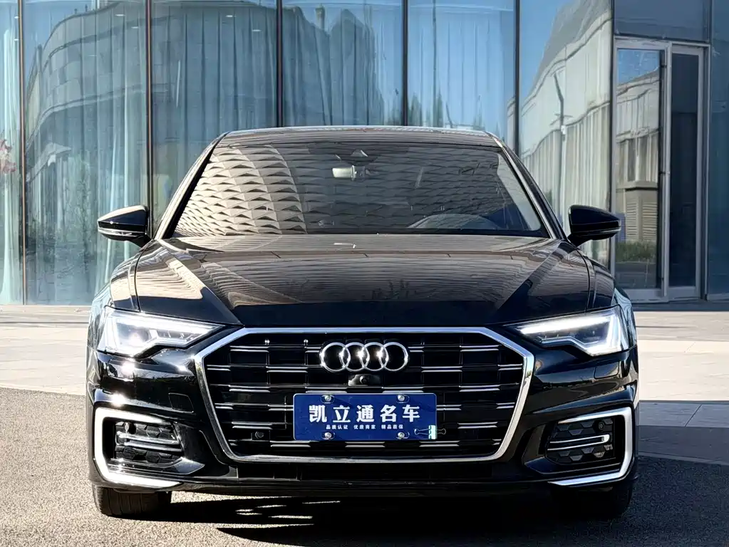 Audi A6L — фото 2